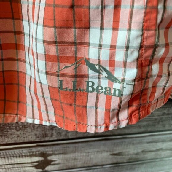 LL Bean Women's Long-Sleeved Button-Down Top Size XL - Picture 4 of 10